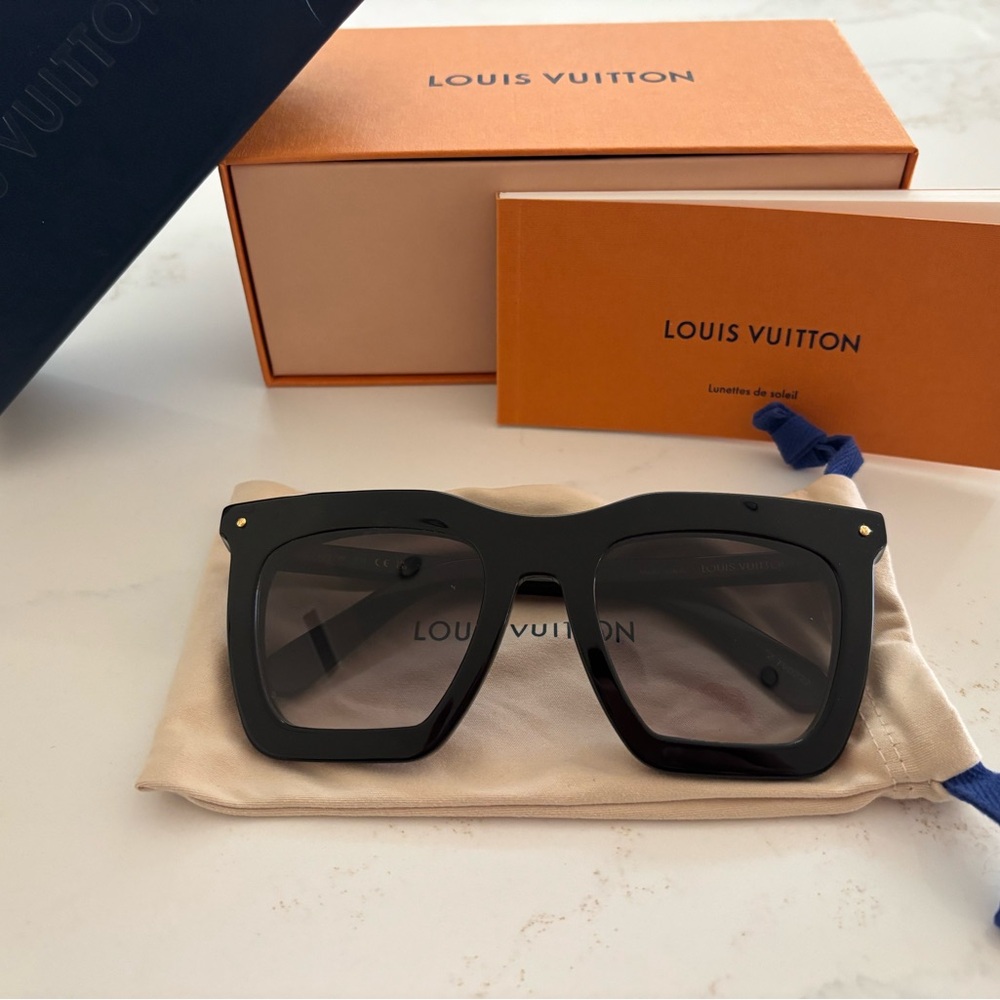 Louis Vuitton Black Square Sunglasses